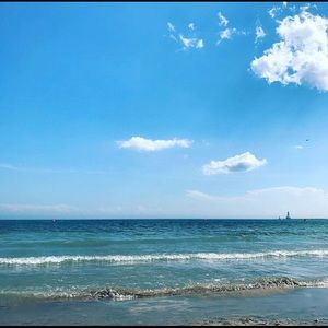 Meet your Posher, Awela